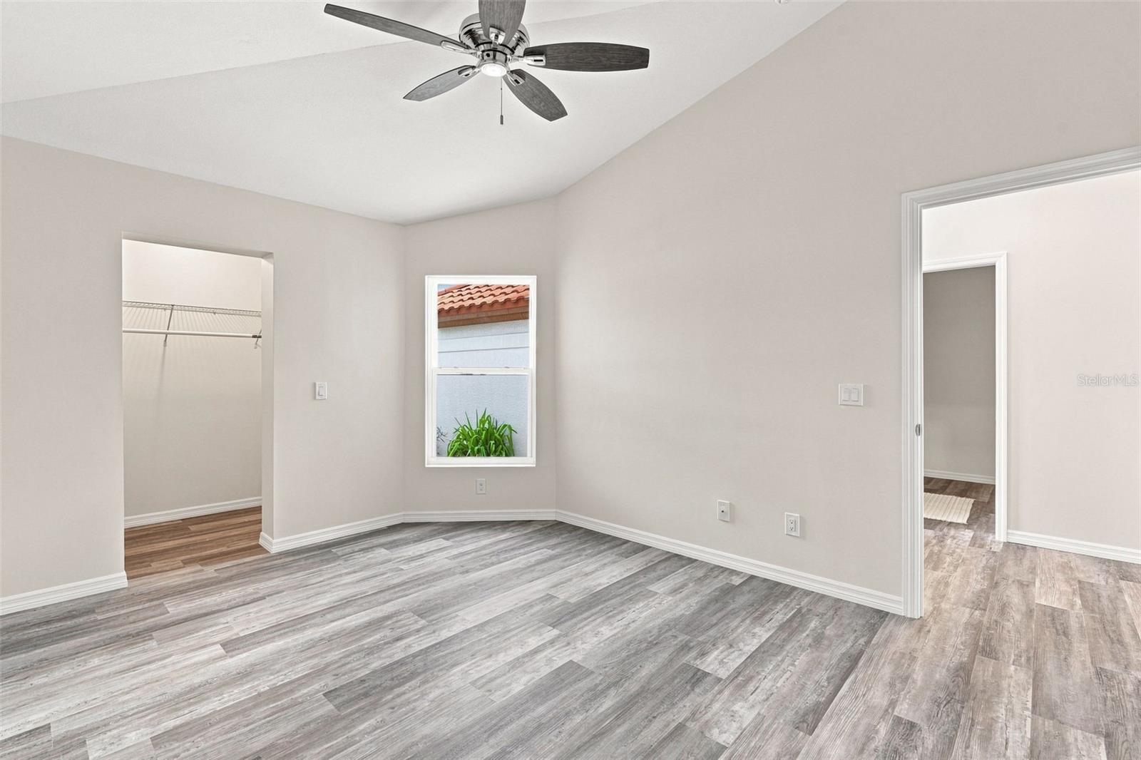 924 HARBOR TOWN DR — photo 26