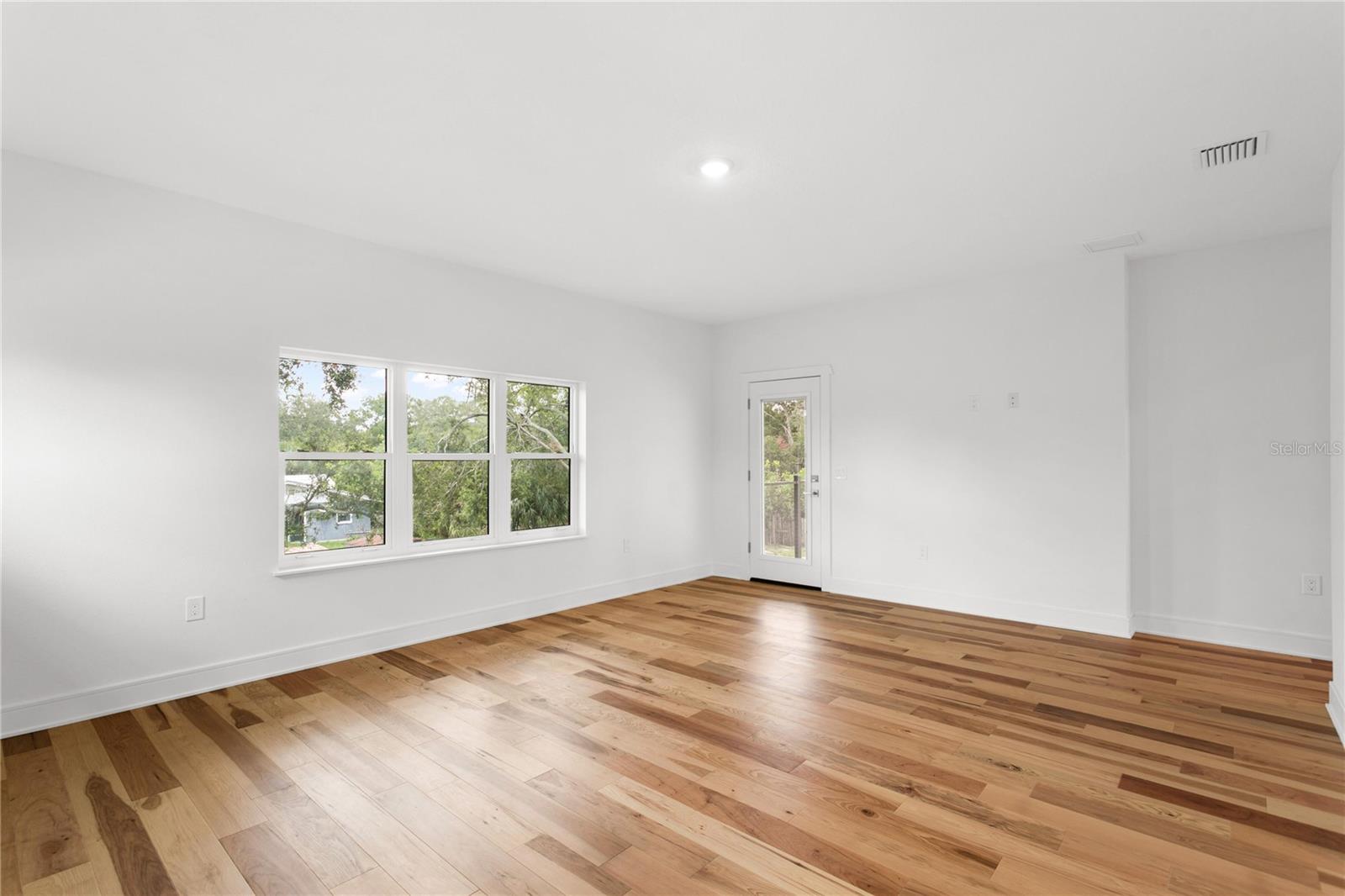 3605 W BAY AVE — photo 22