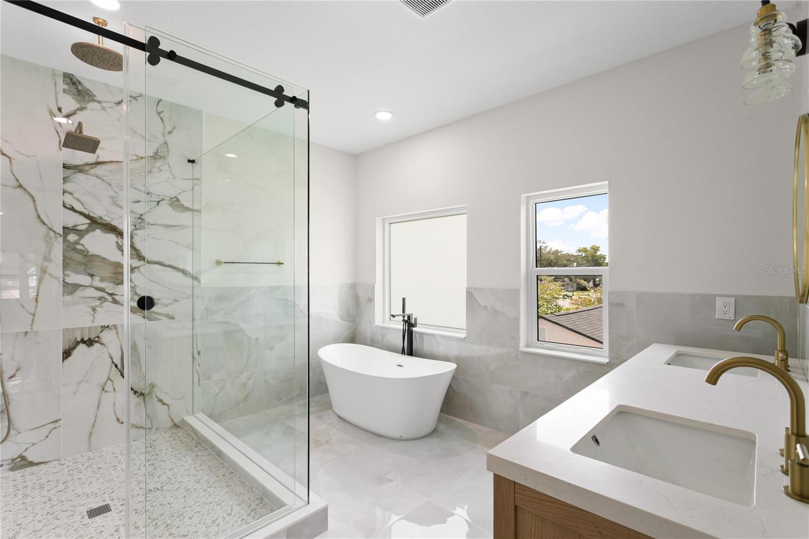 3605 W BAY AVE — photo 23