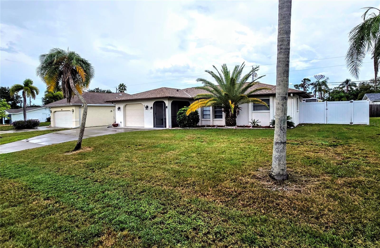 961 EVEREST RD — photo 4