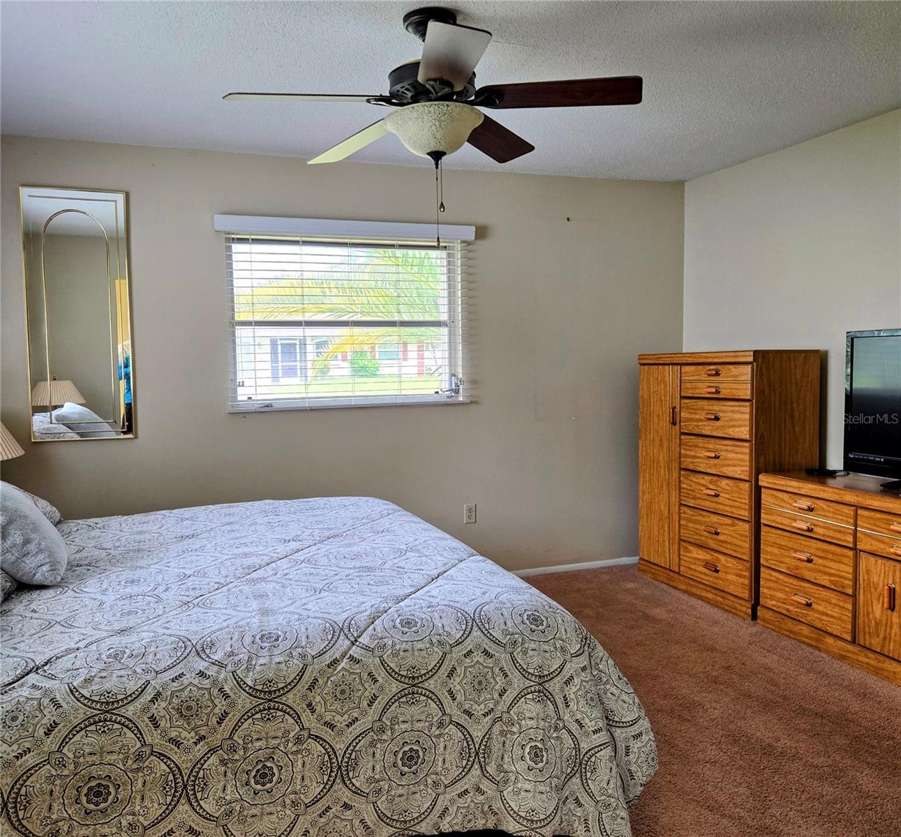 961 EVEREST RD — photo 11