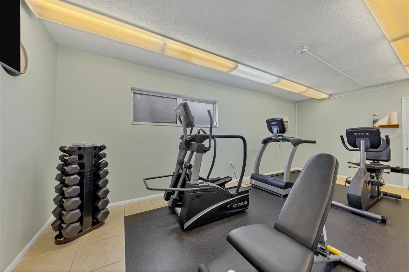 800 BENJAMIN FRANKLIN DR #501 — photo 24