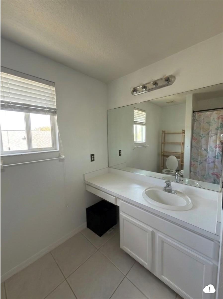 8103 TAR HOLLOW DR — photo 12