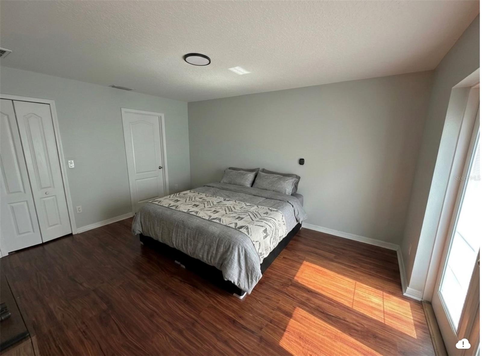 8103 TAR HOLLOW DR — photo 7
