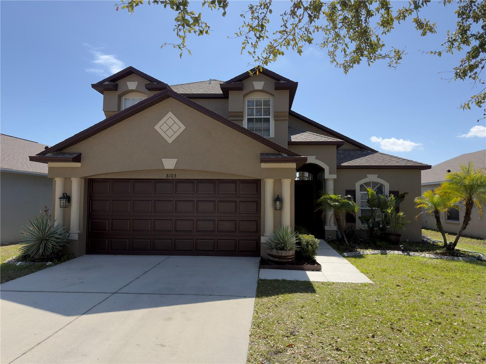 8103 TAR HOLLOW DR — photo 2