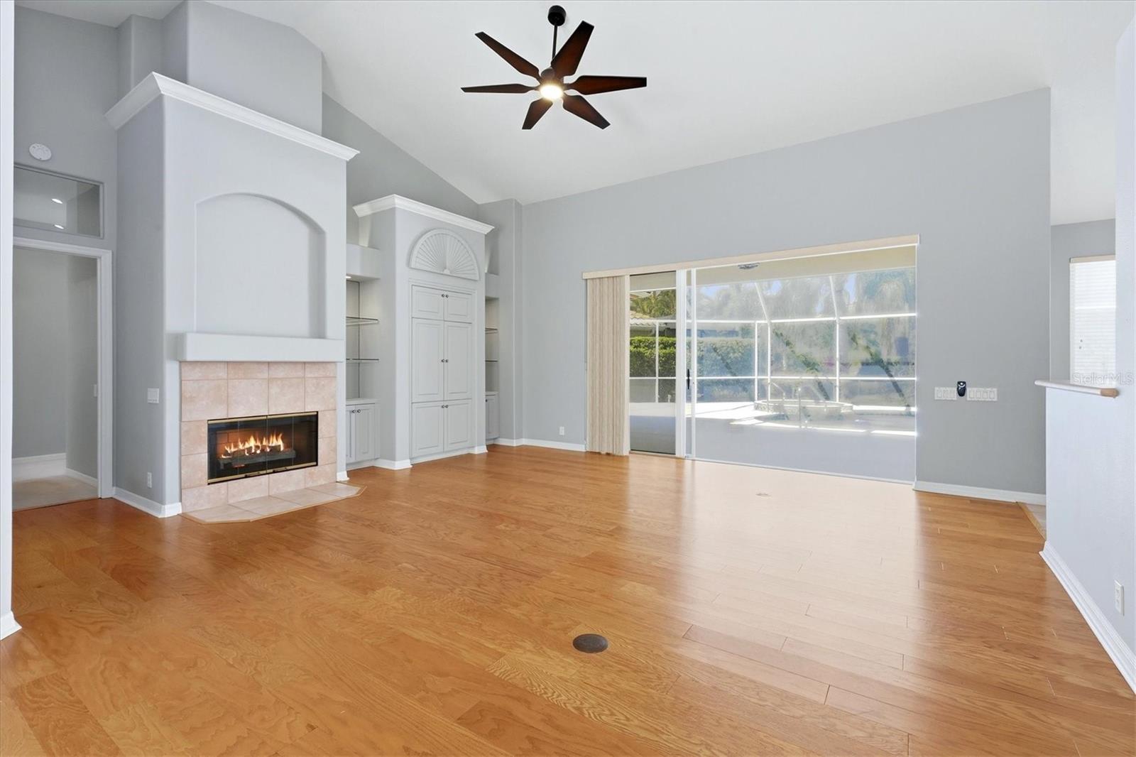 8404 MISTY MORNING CT — photo 13