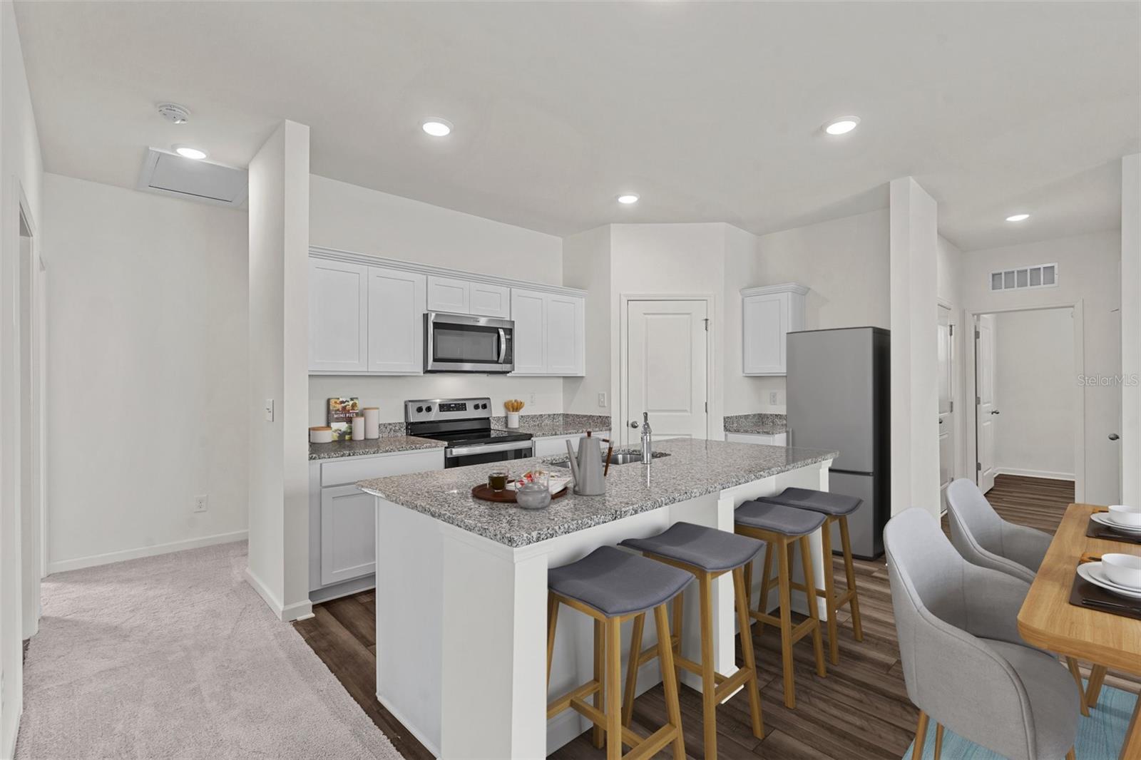 14602 ITALY AVENUE — photo 3