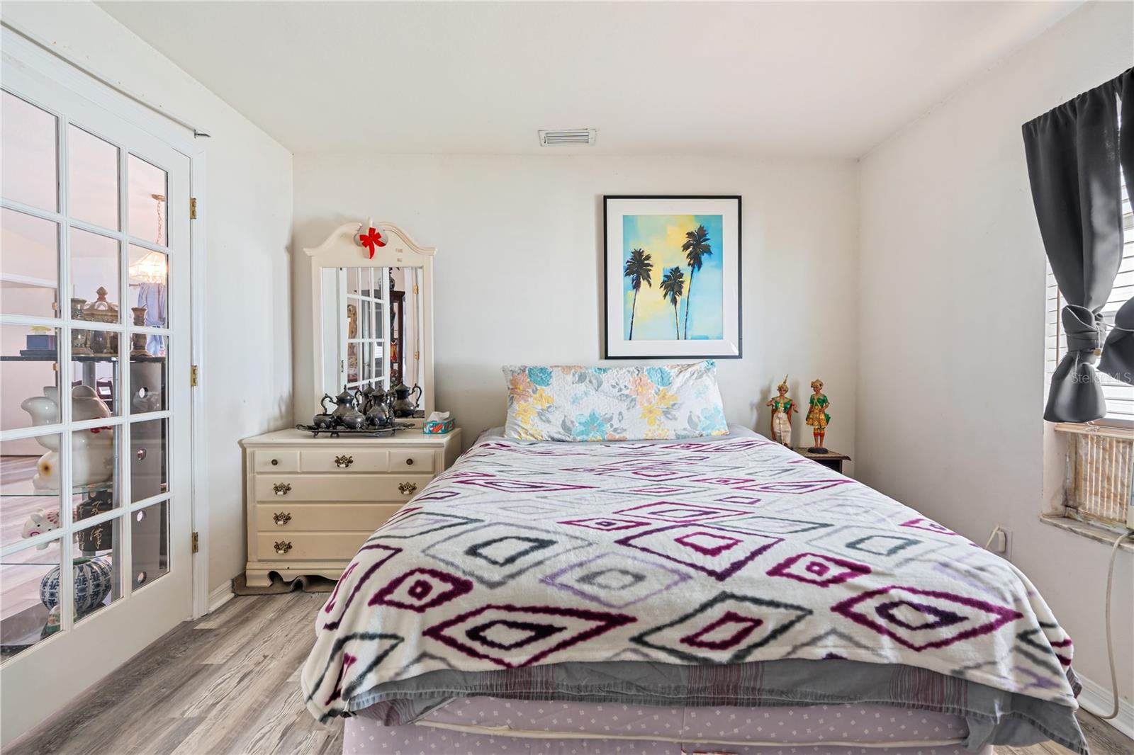 218 LOOKOUT DR — photo 10