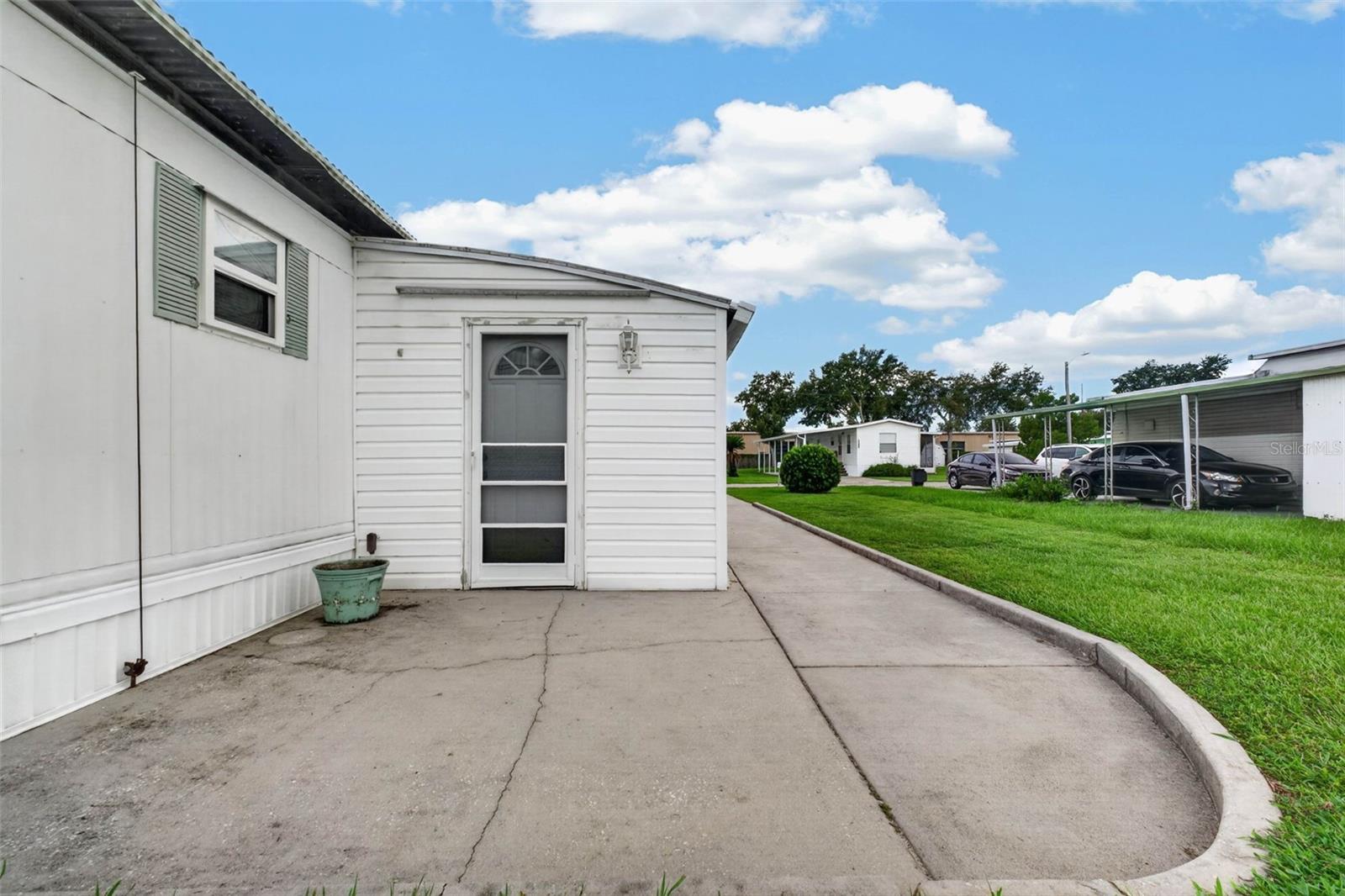 39053 OLA AVE — photo 32