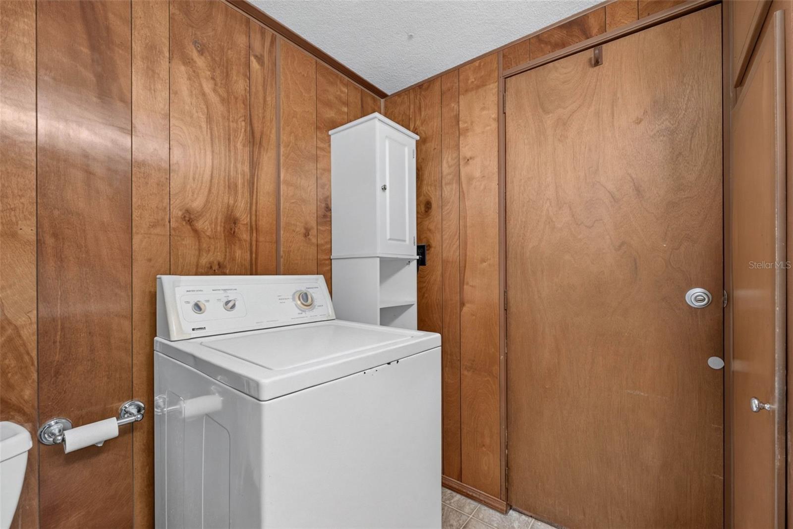 39053 OLA AVE — photo 24
