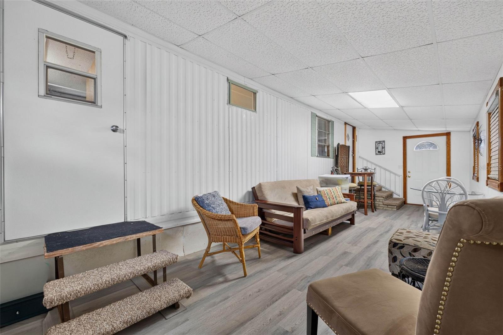 39053 OLA AVE — photo 10