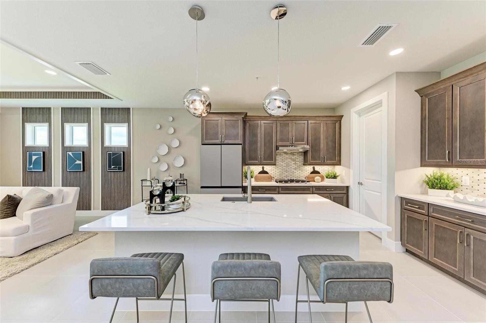 10016 REMBRANDT WAY #201 — photo 11