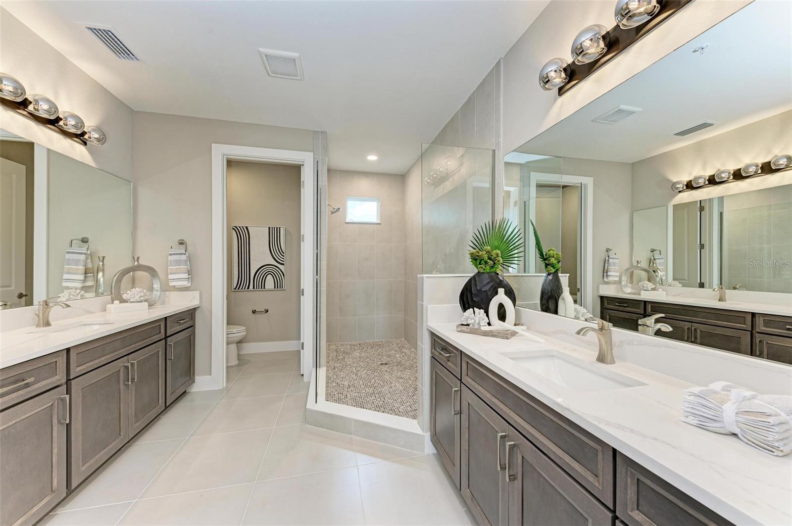 10016 REMBRANDT WAY #201 — photo 25