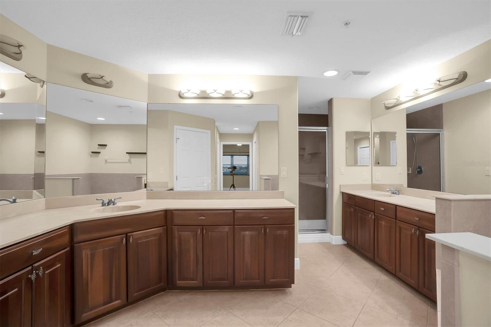 7040 KEY HAVEN RD #605 — photo 28