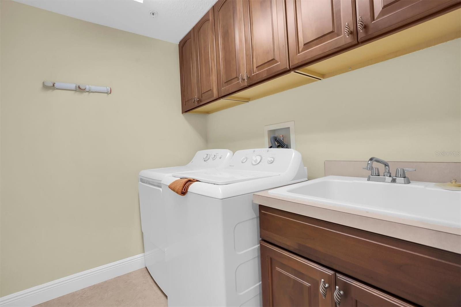 7040 KEY HAVEN RD #605 — photo 22
