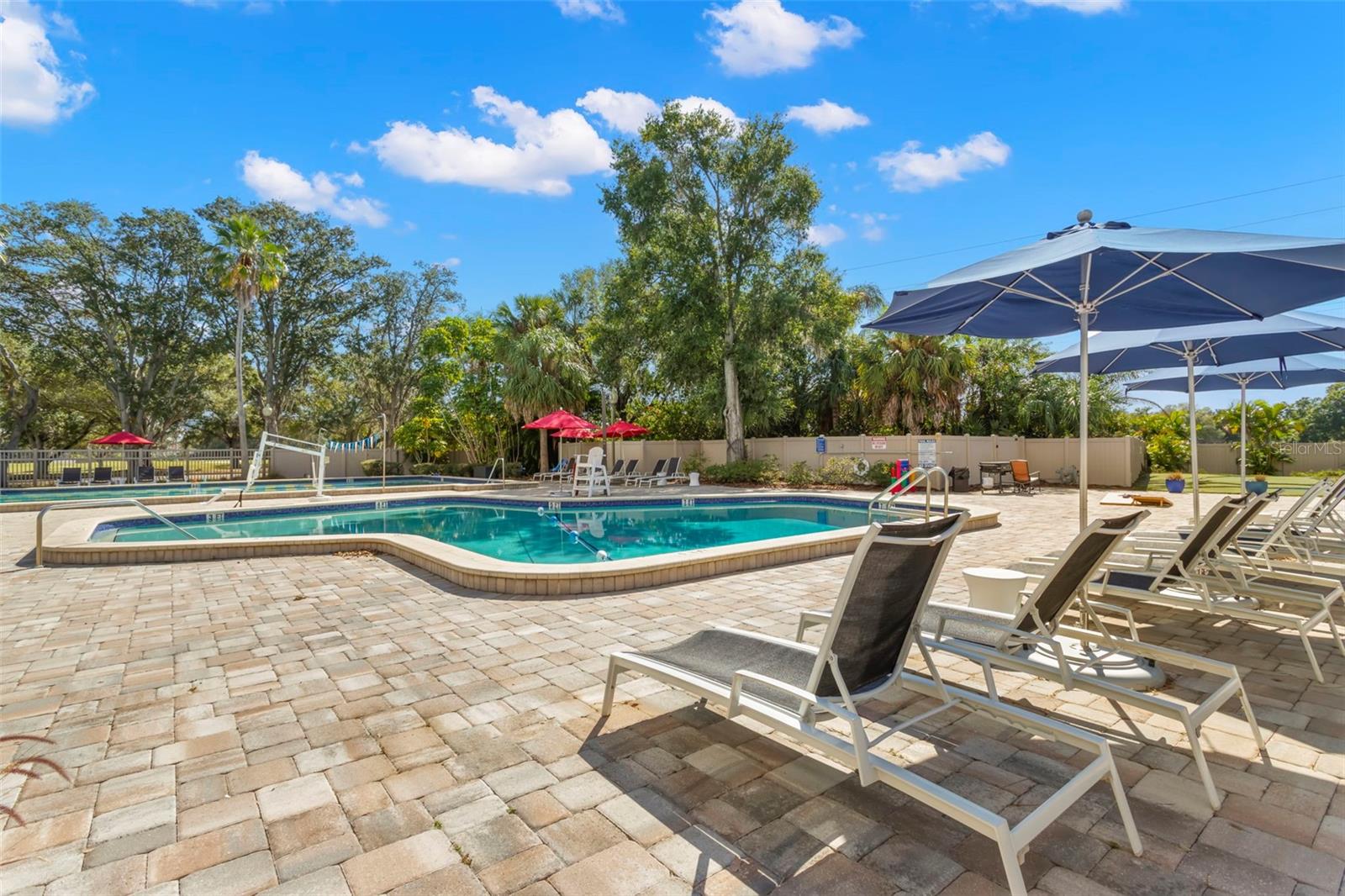 128 NANCY DR — photo 42
