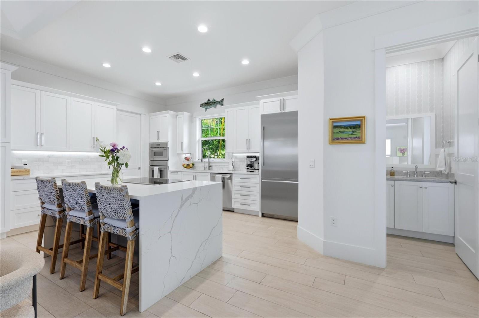 3913 ROBERTS POINT RD — photo 5