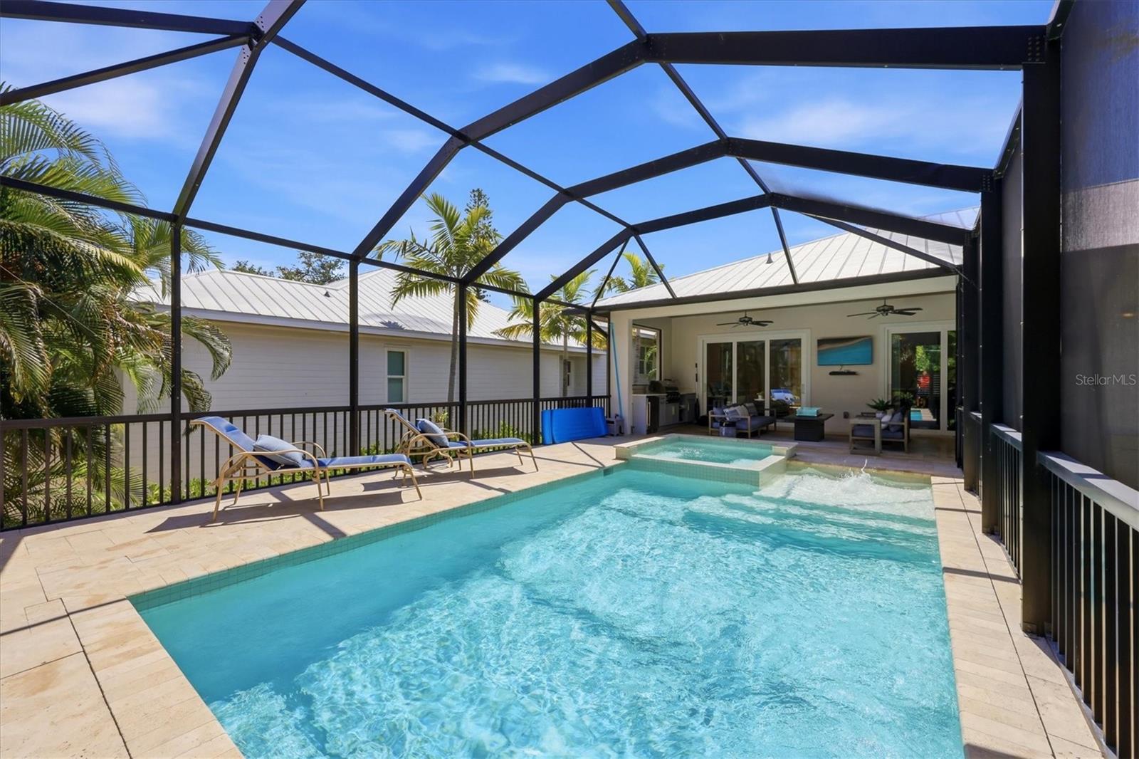 3913 ROBERTS POINT RD — photo 18