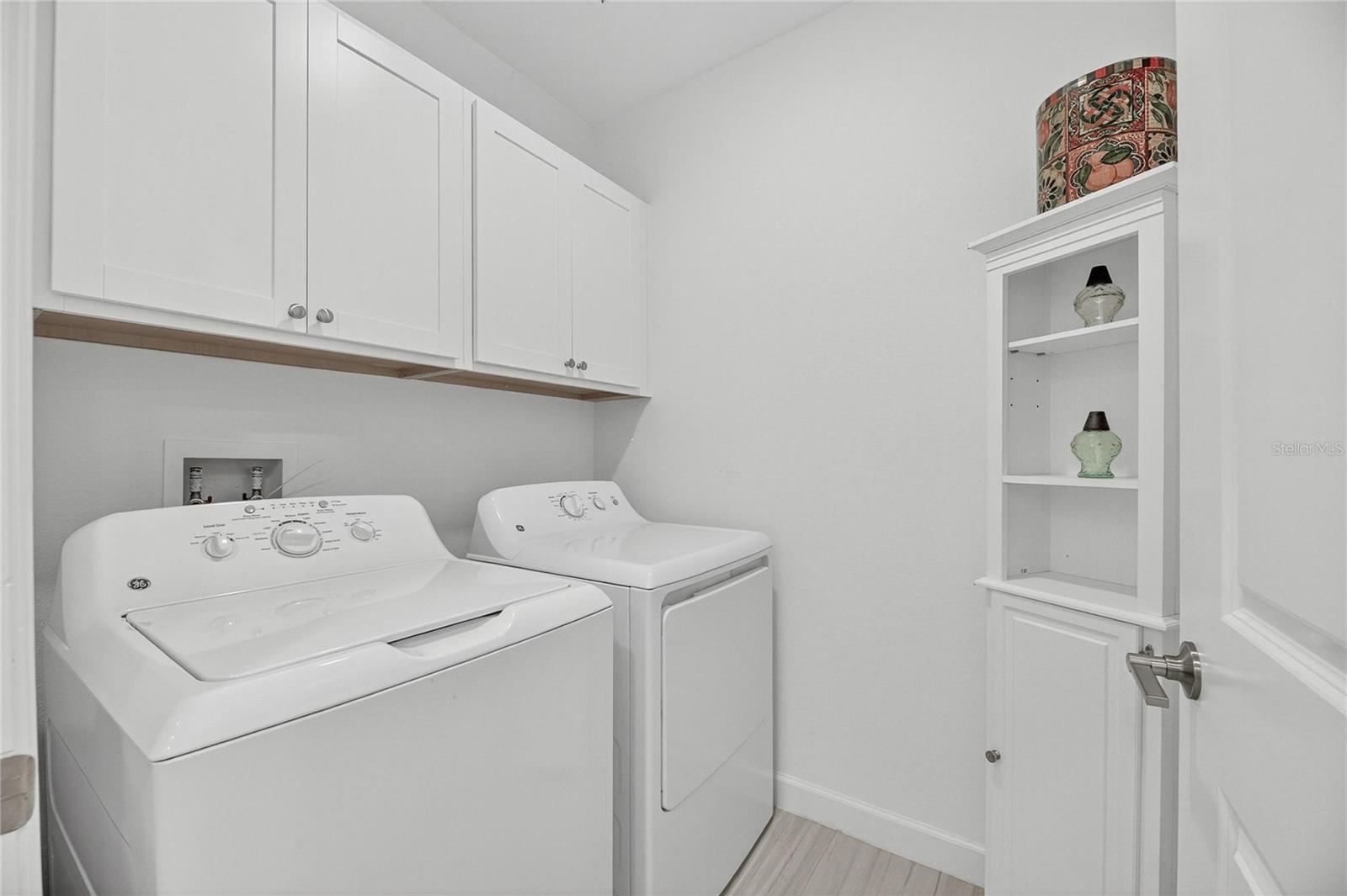 17334 HOLLY WELL AVE — photo 53