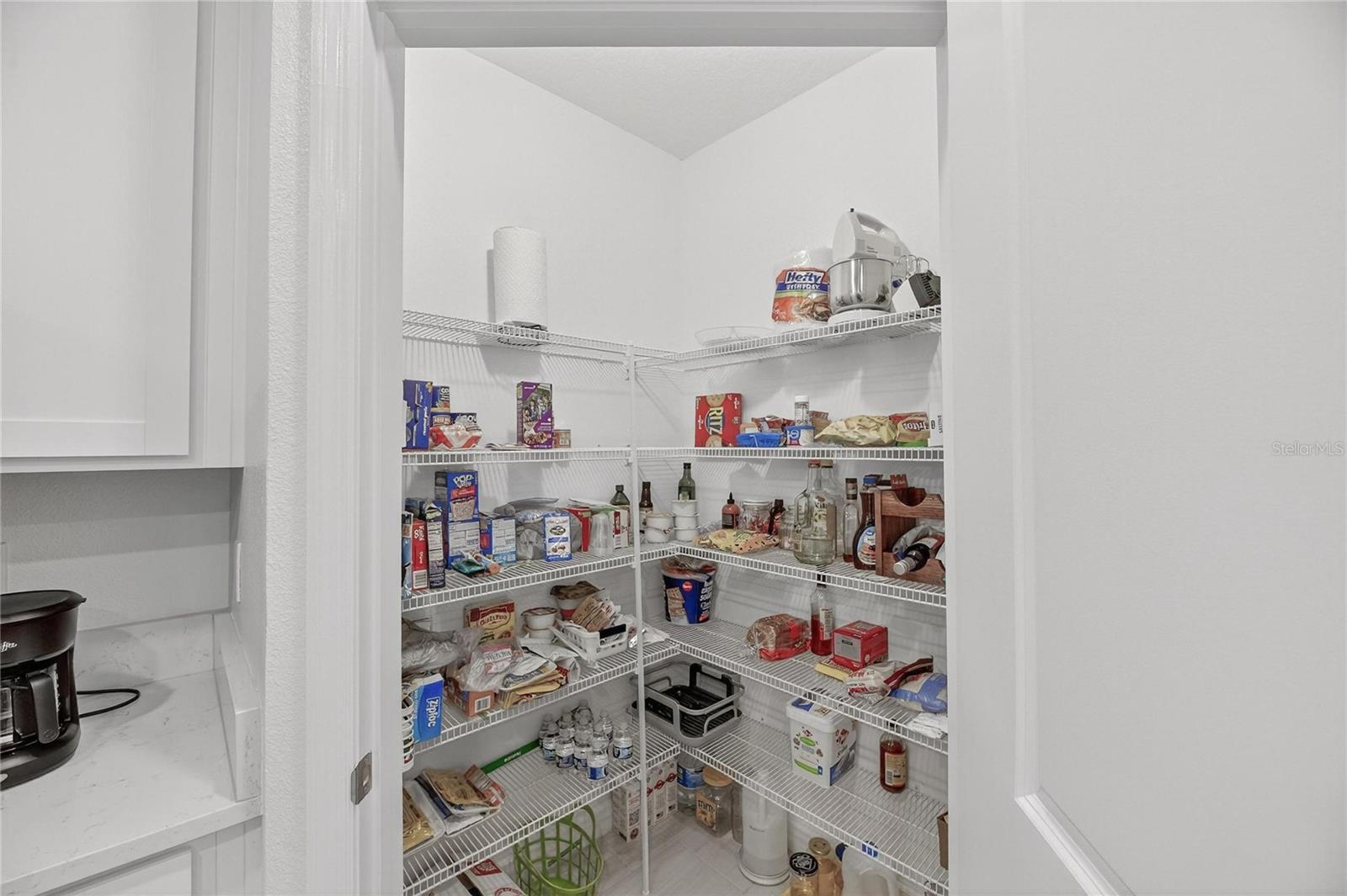 17334 HOLLY WELL AVE — photo 52