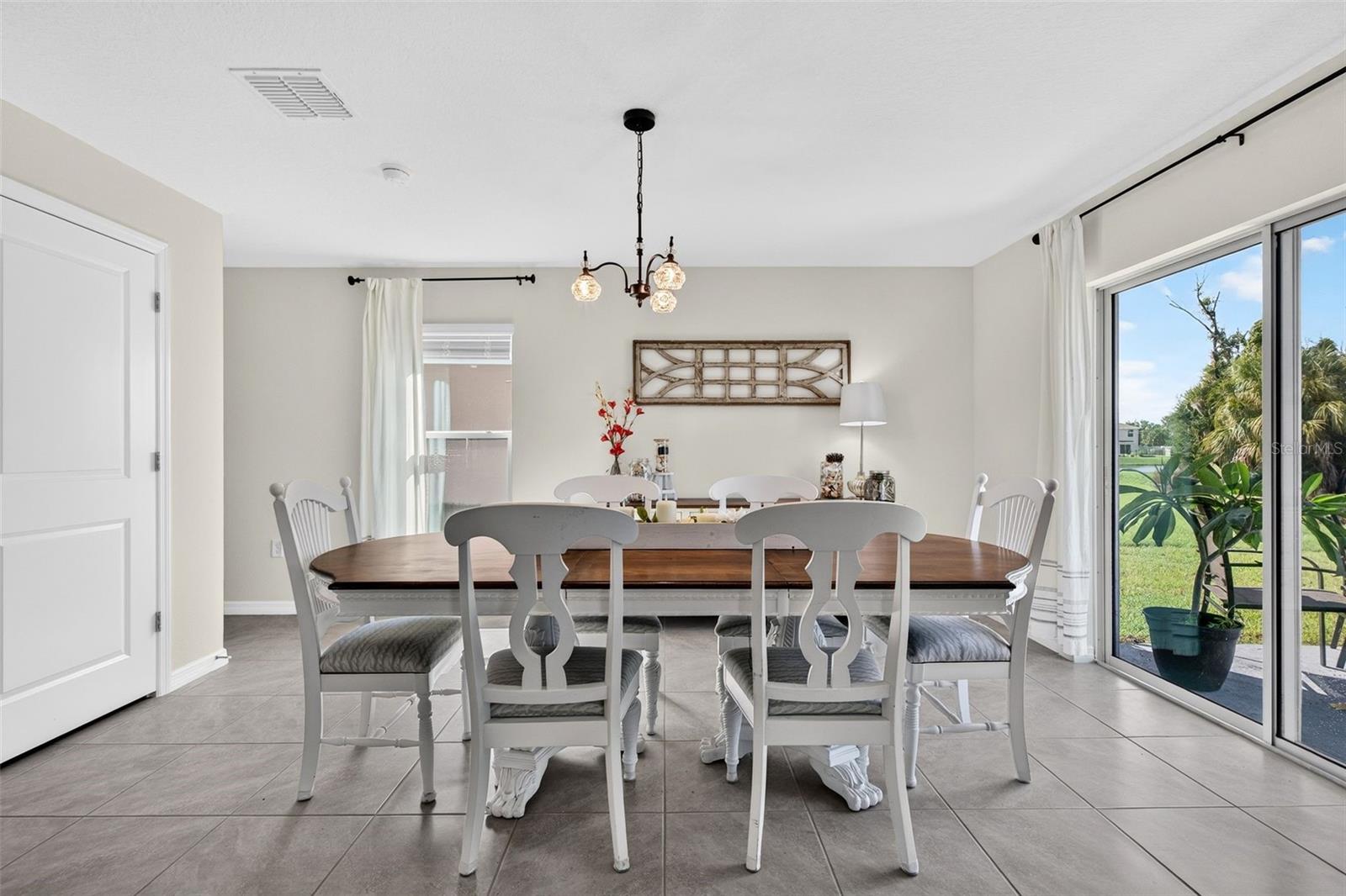 10137 CHARLOTTE DR — photo 16