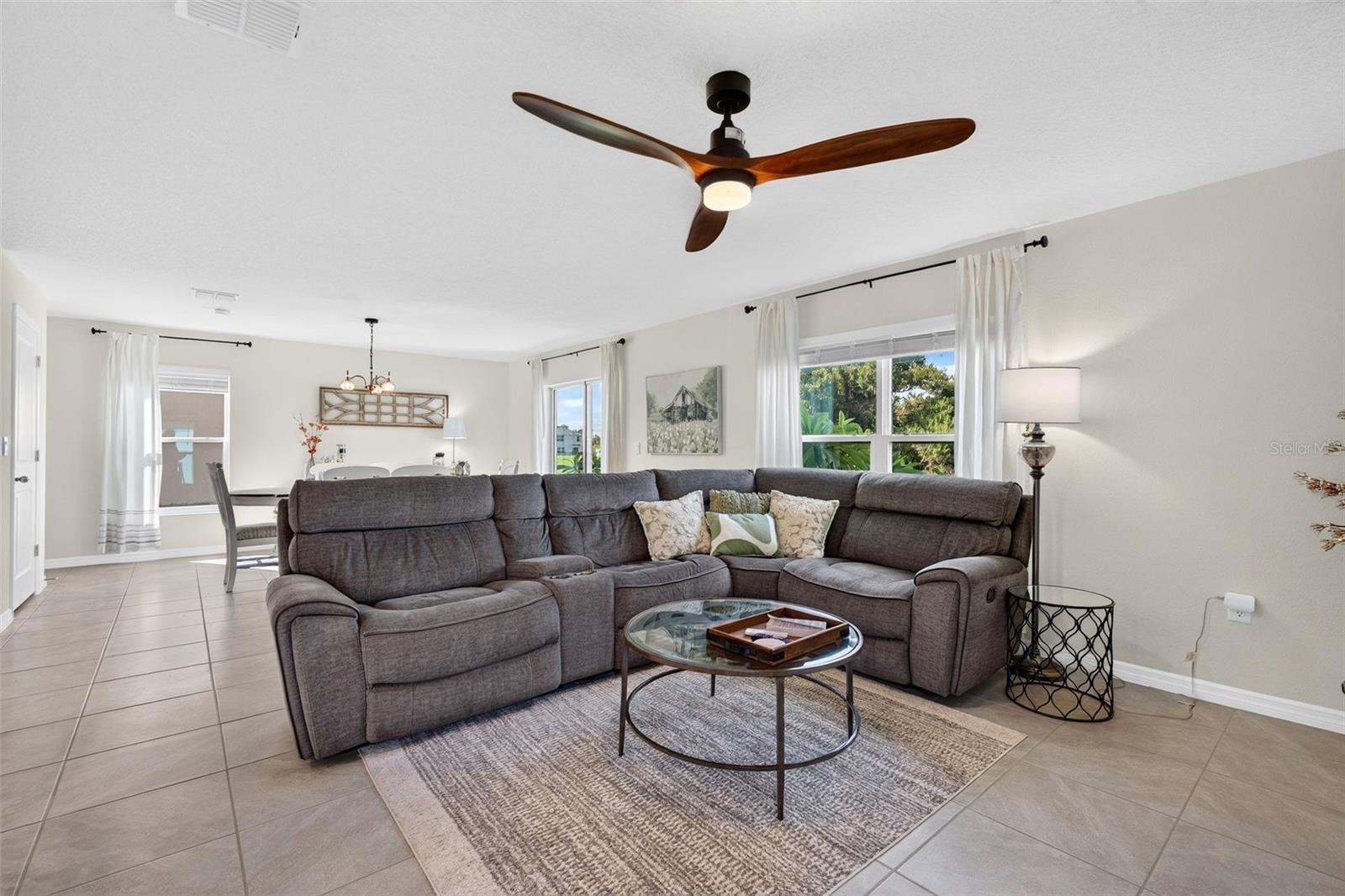 10137 CHARLOTTE DR — photo 17