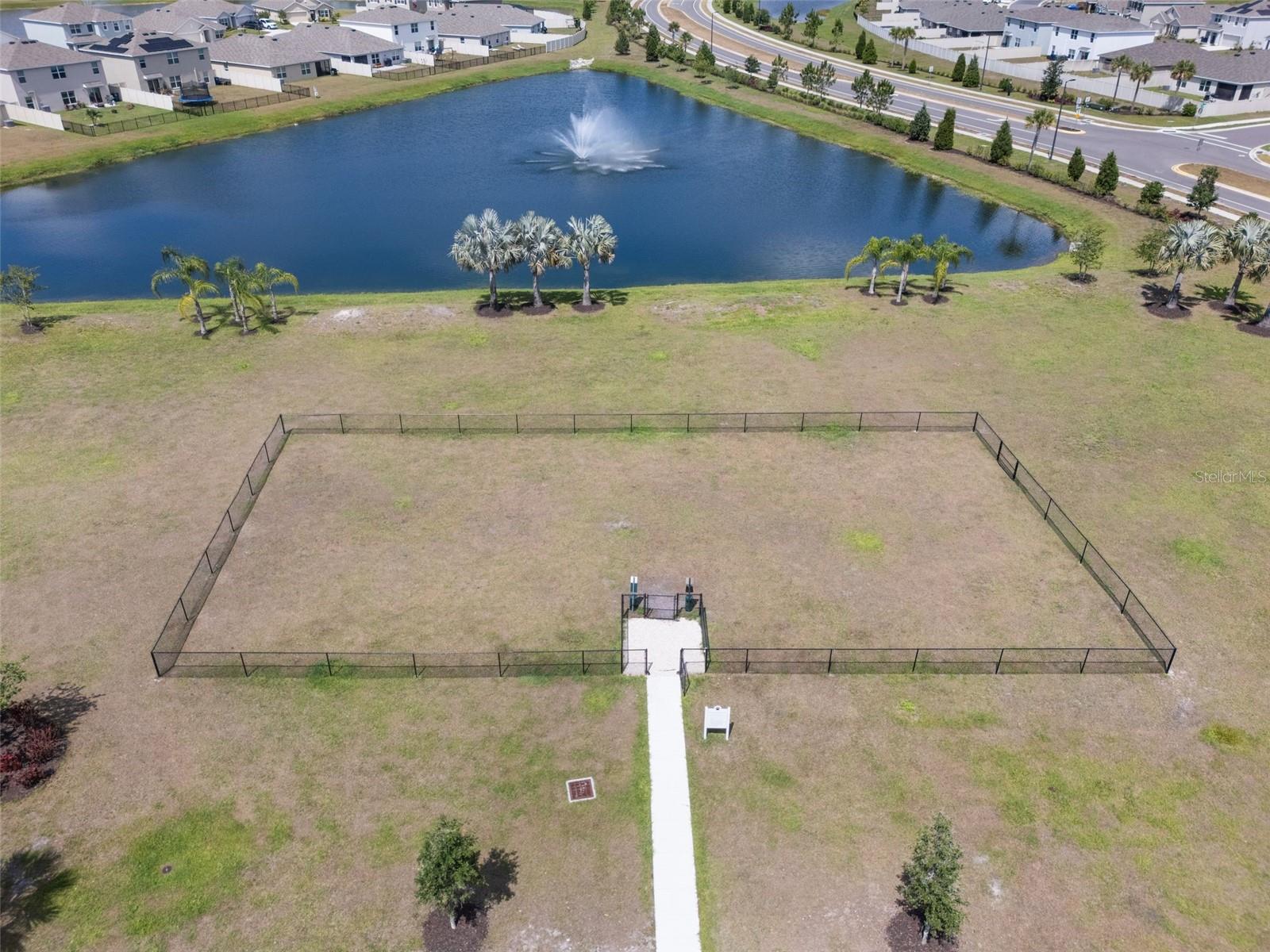 10137 CHARLOTTE DR — photo 68