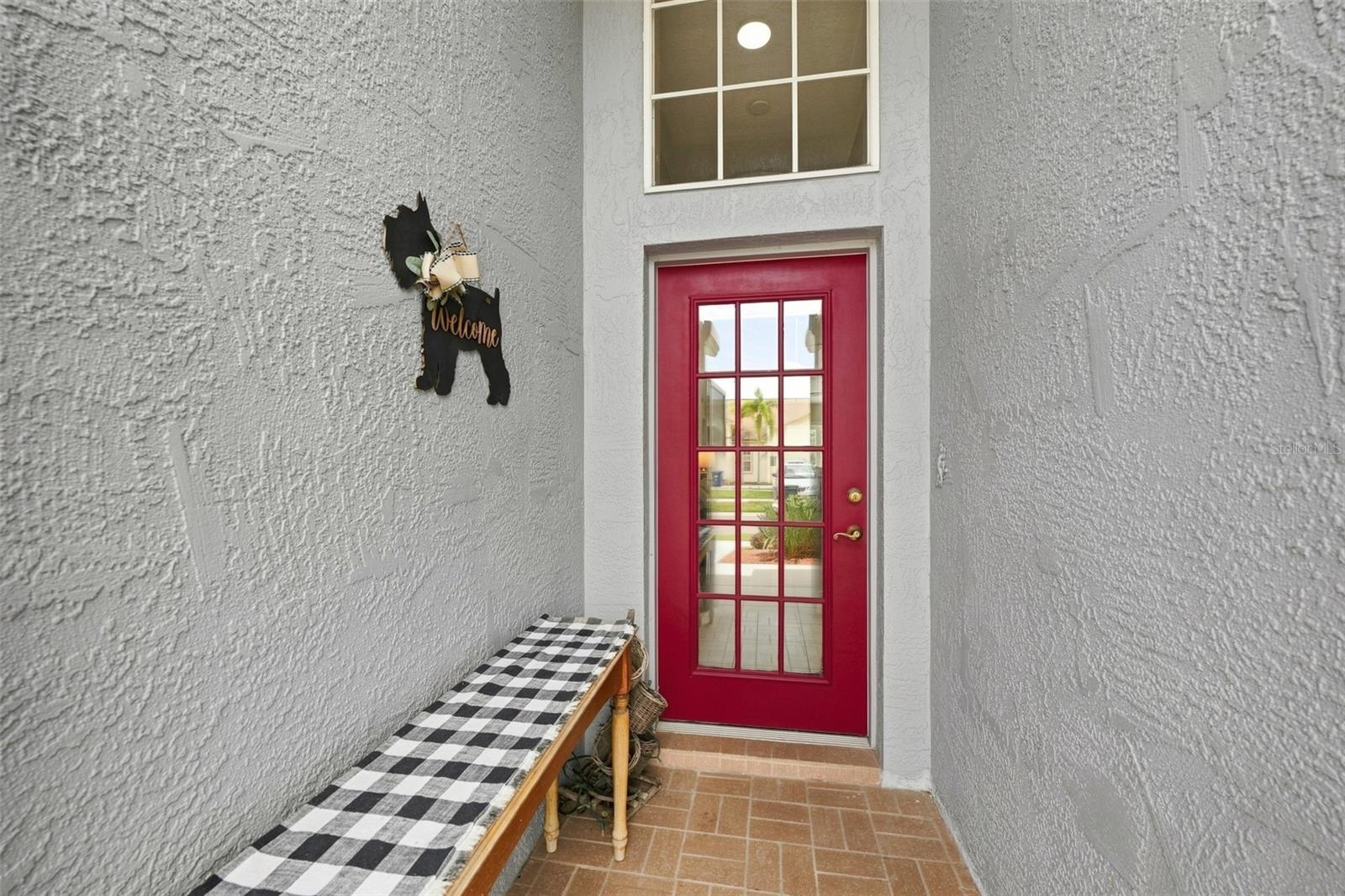216 LOOKOUT DR — photo 3