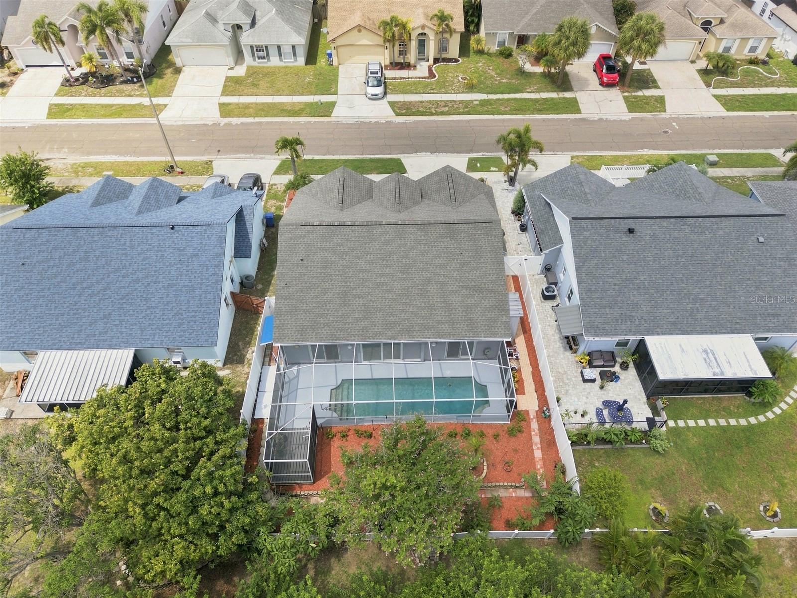 216 LOOKOUT DR — photo 37