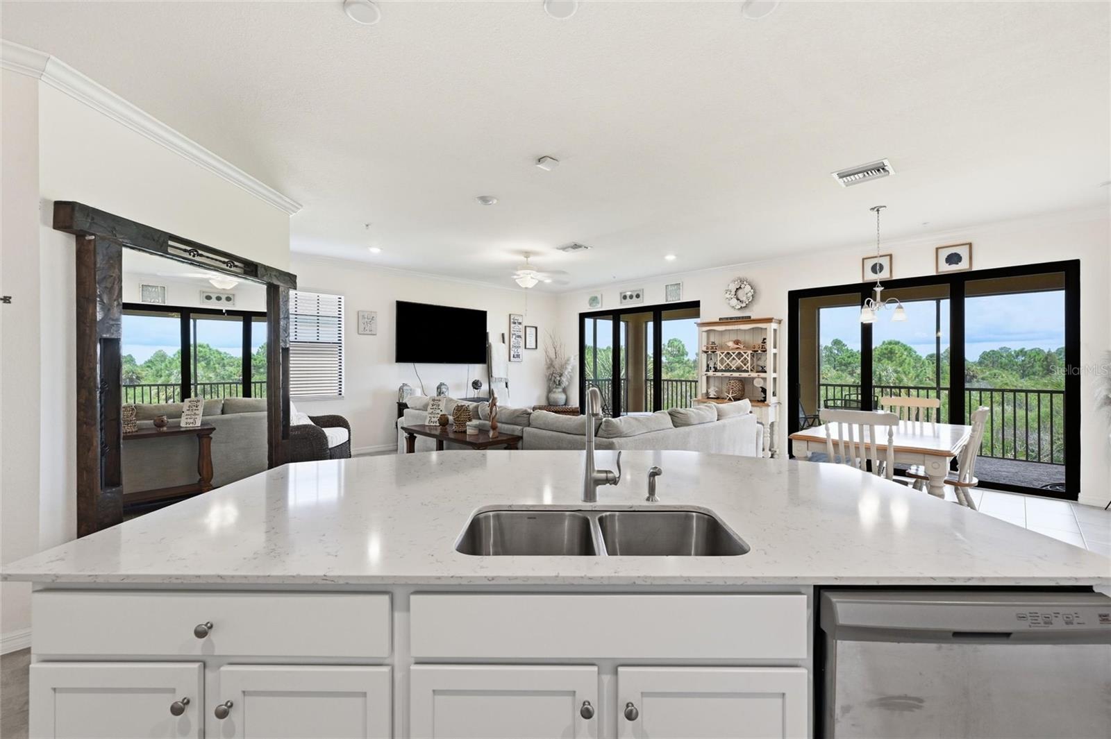 10047 CROOKED CREEK DR #201 — photo 10