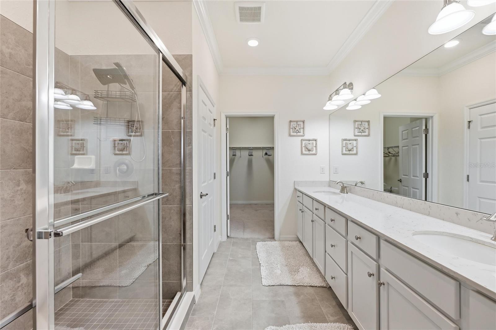 10047 CROOKED CREEK DR #201 — photo 34