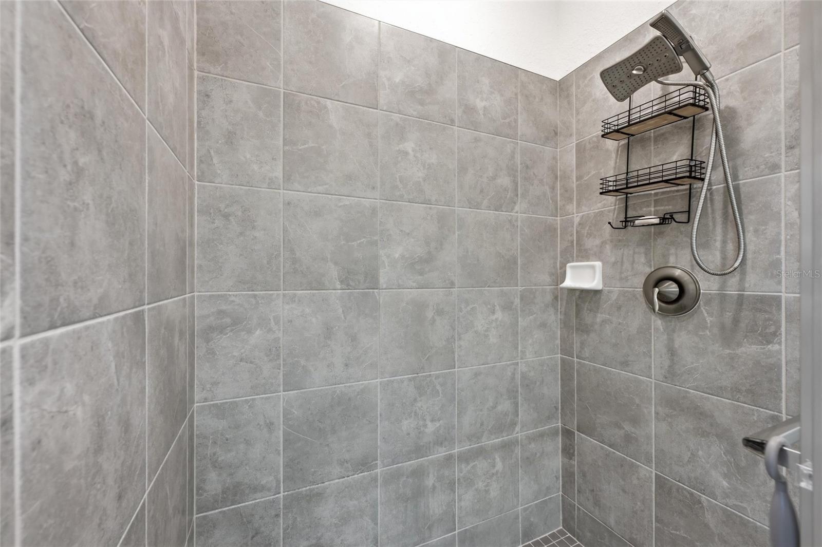 10047 CROOKED CREEK DR #201 — photo 38