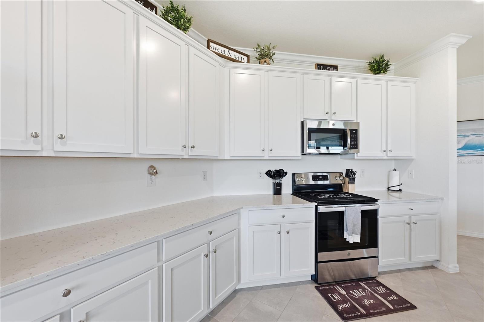 10047 CROOKED CREEK DR #201 — photo 7