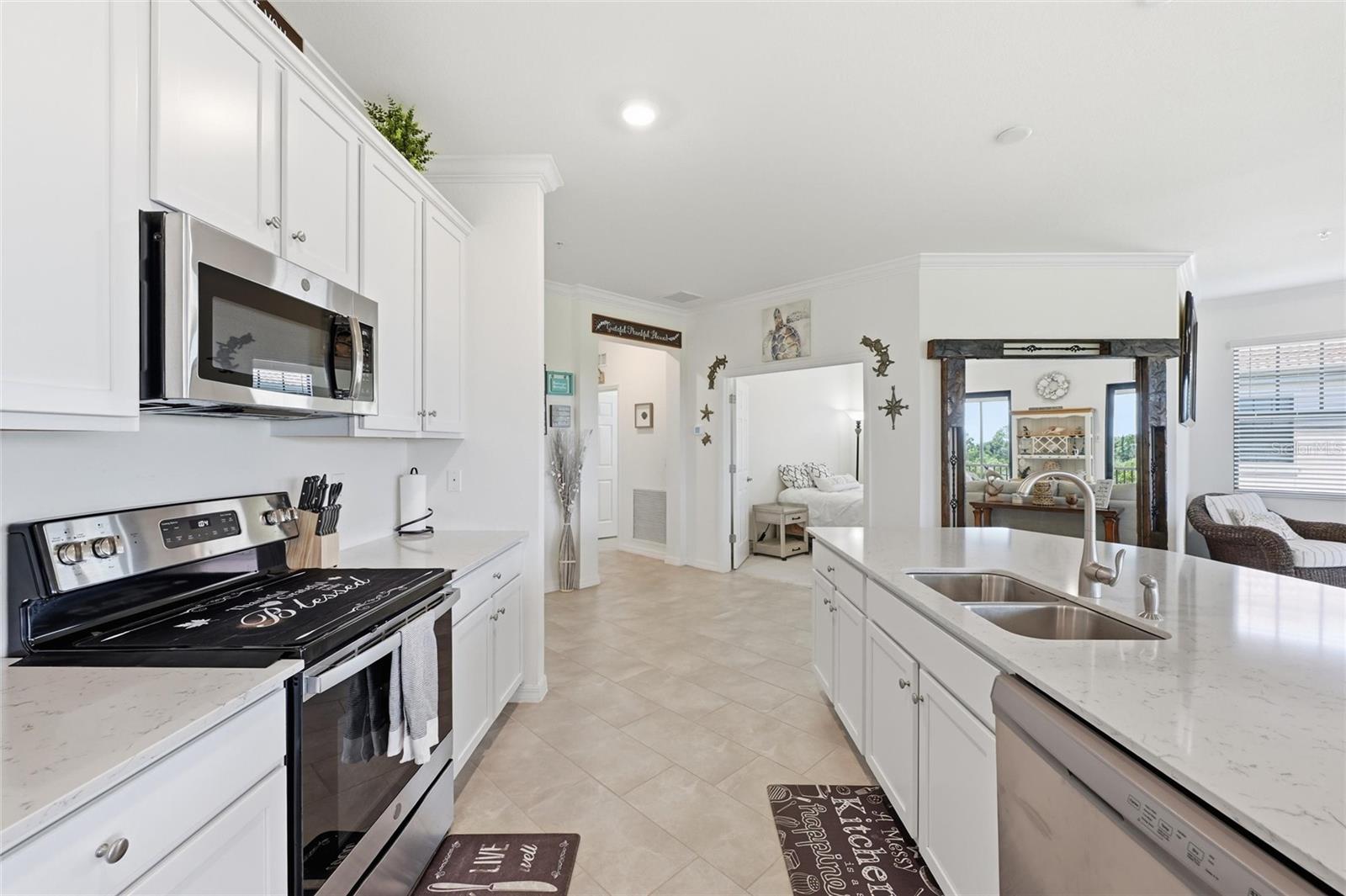 10047 CROOKED CREEK DR #201 — photo 15