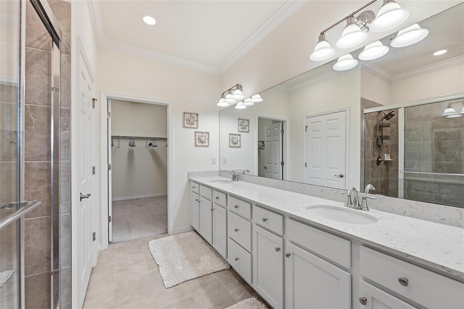 10047 CROOKED CREEK DR #201 — photo 35