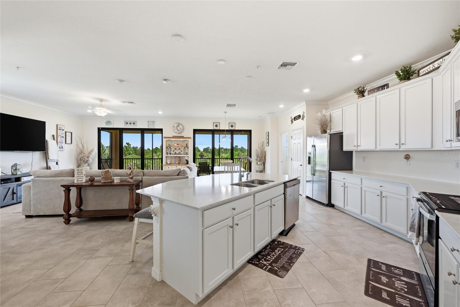 10047 CROOKED CREEK DR #201 — photo 13