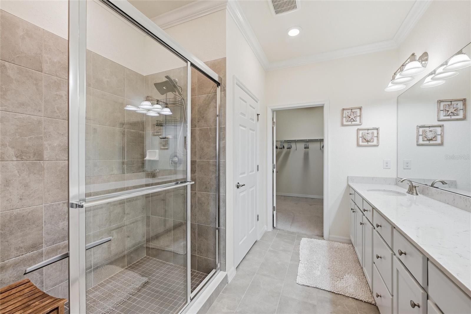 10047 CROOKED CREEK DR #201 — photo 37