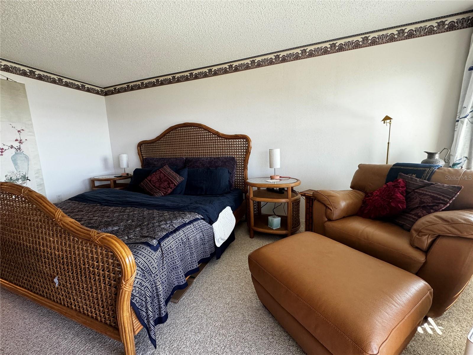 1155 EDGEWATER CIR #28 — photo 23