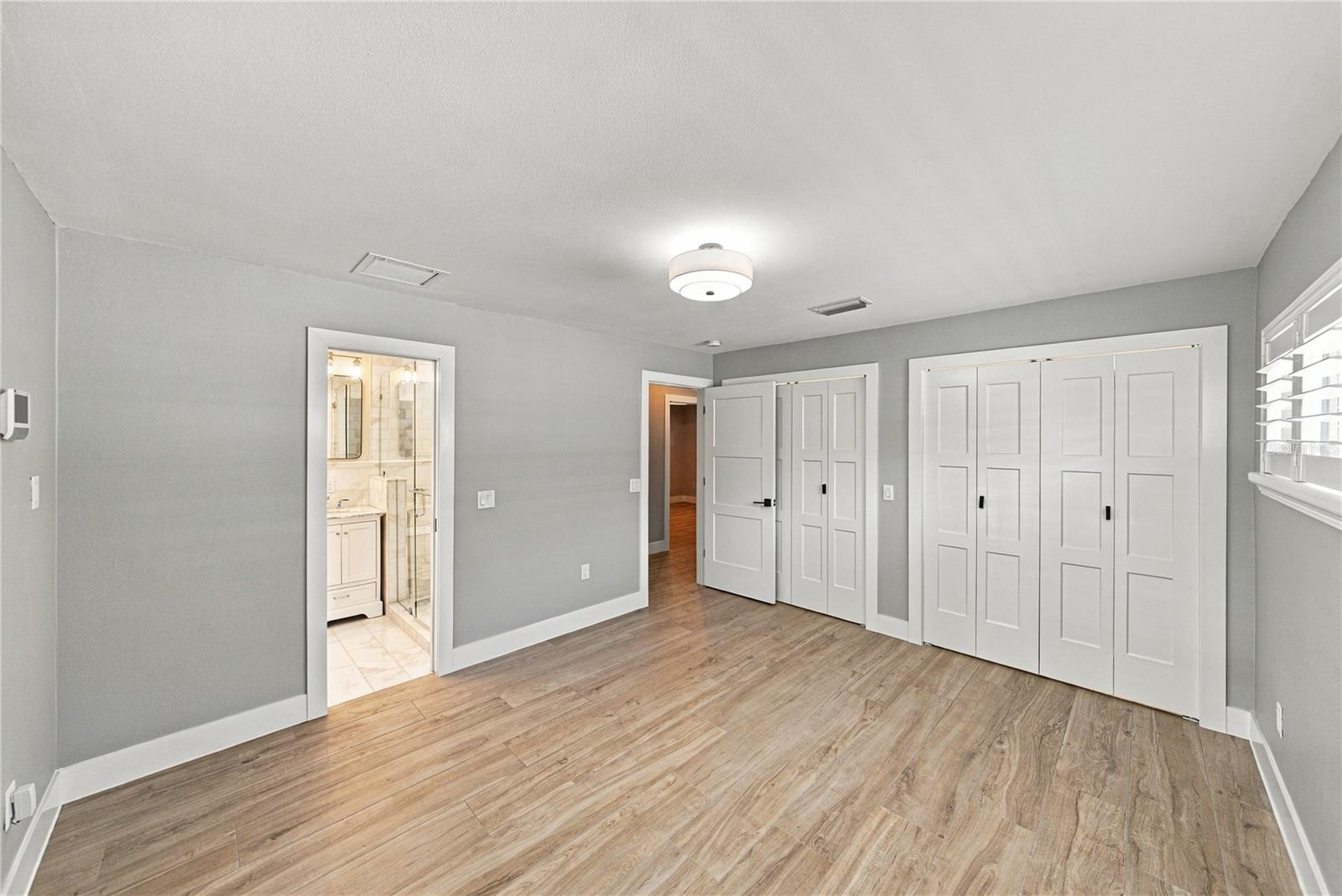 214 S TREASURE DR — photo 30