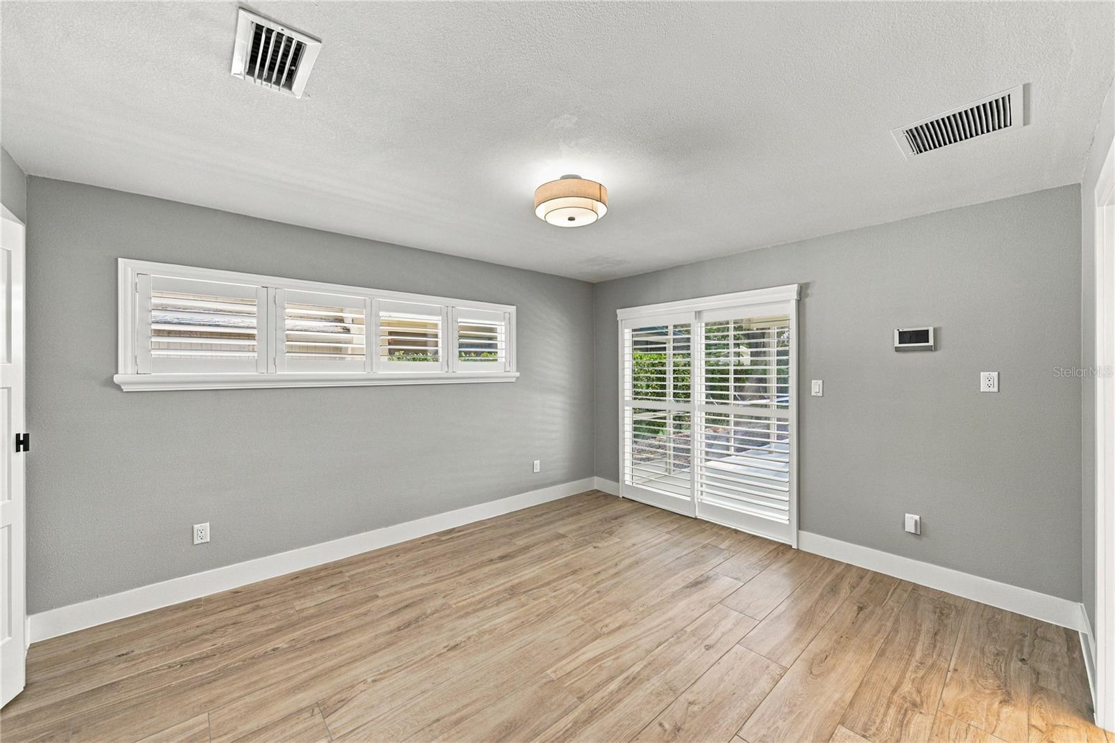 214 S TREASURE DR — photo 43