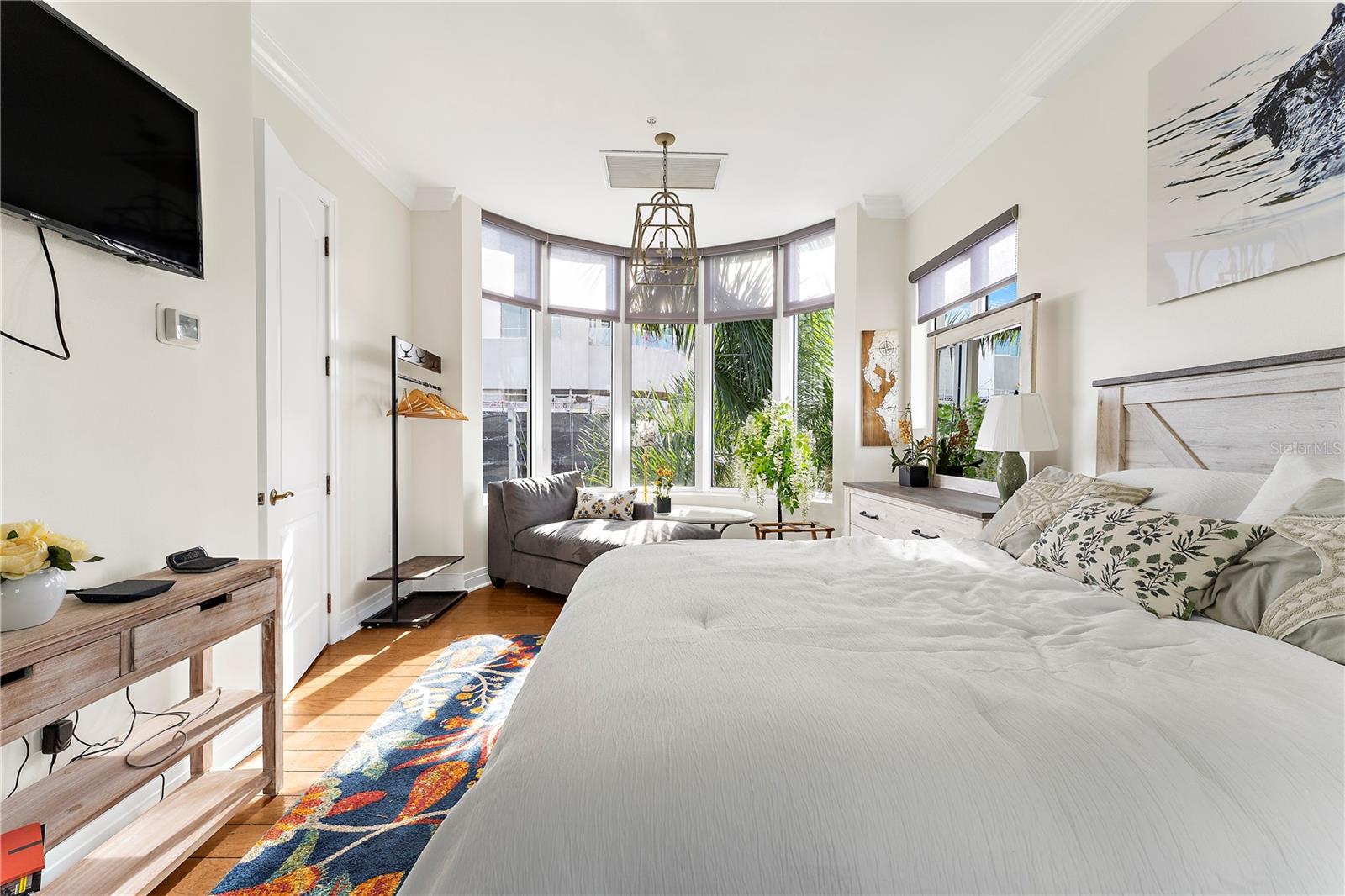 235 COCOANUT AVE #101A — photo 32