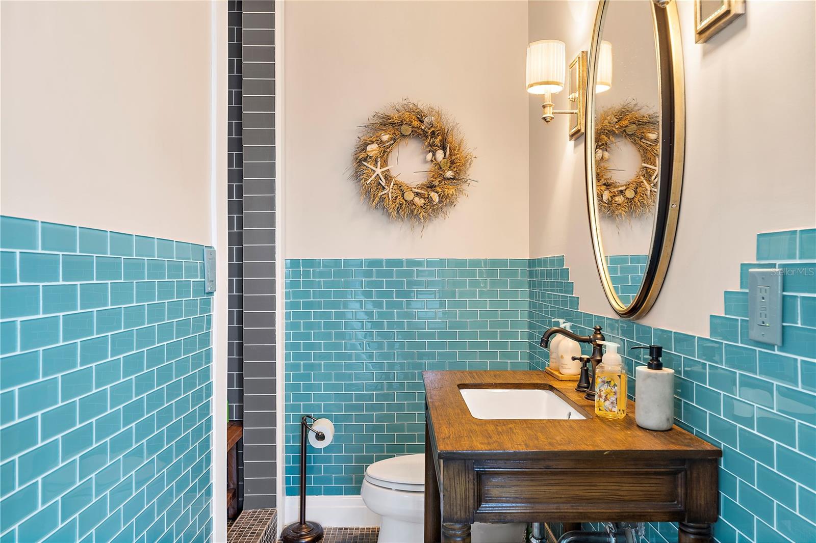 235 COCOANUT AVE #101A — photo 36