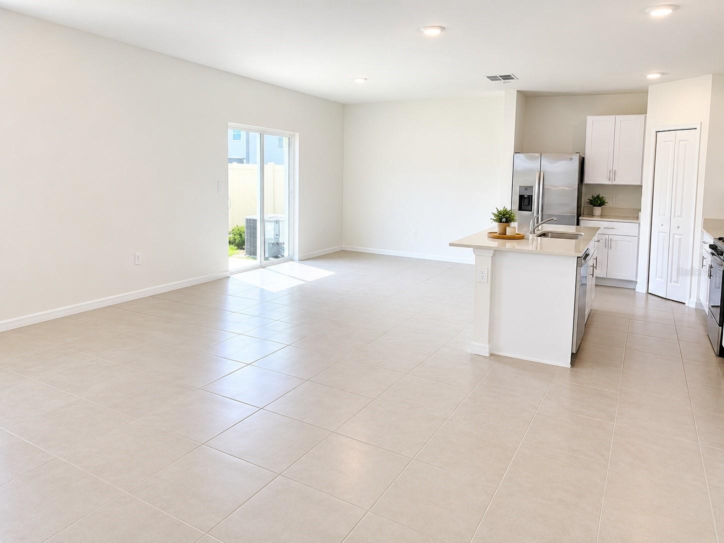 2270 RED CROSSBILL DR — photo 2