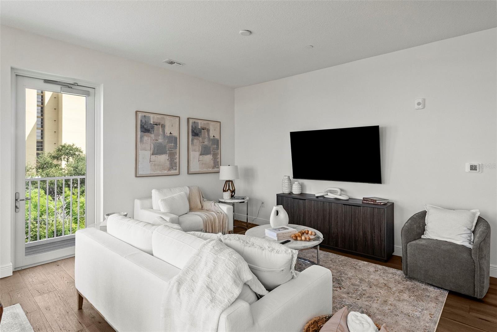 600 3RD AVE S #410 — photo 8