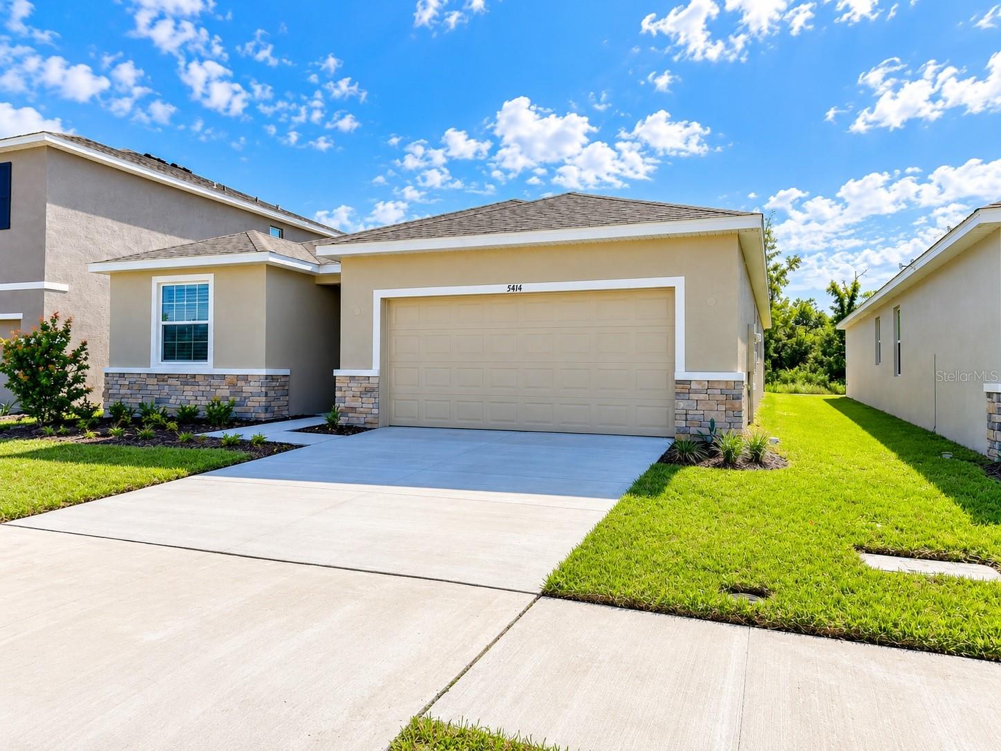 5414 FLINT HILLS DR — photo 2