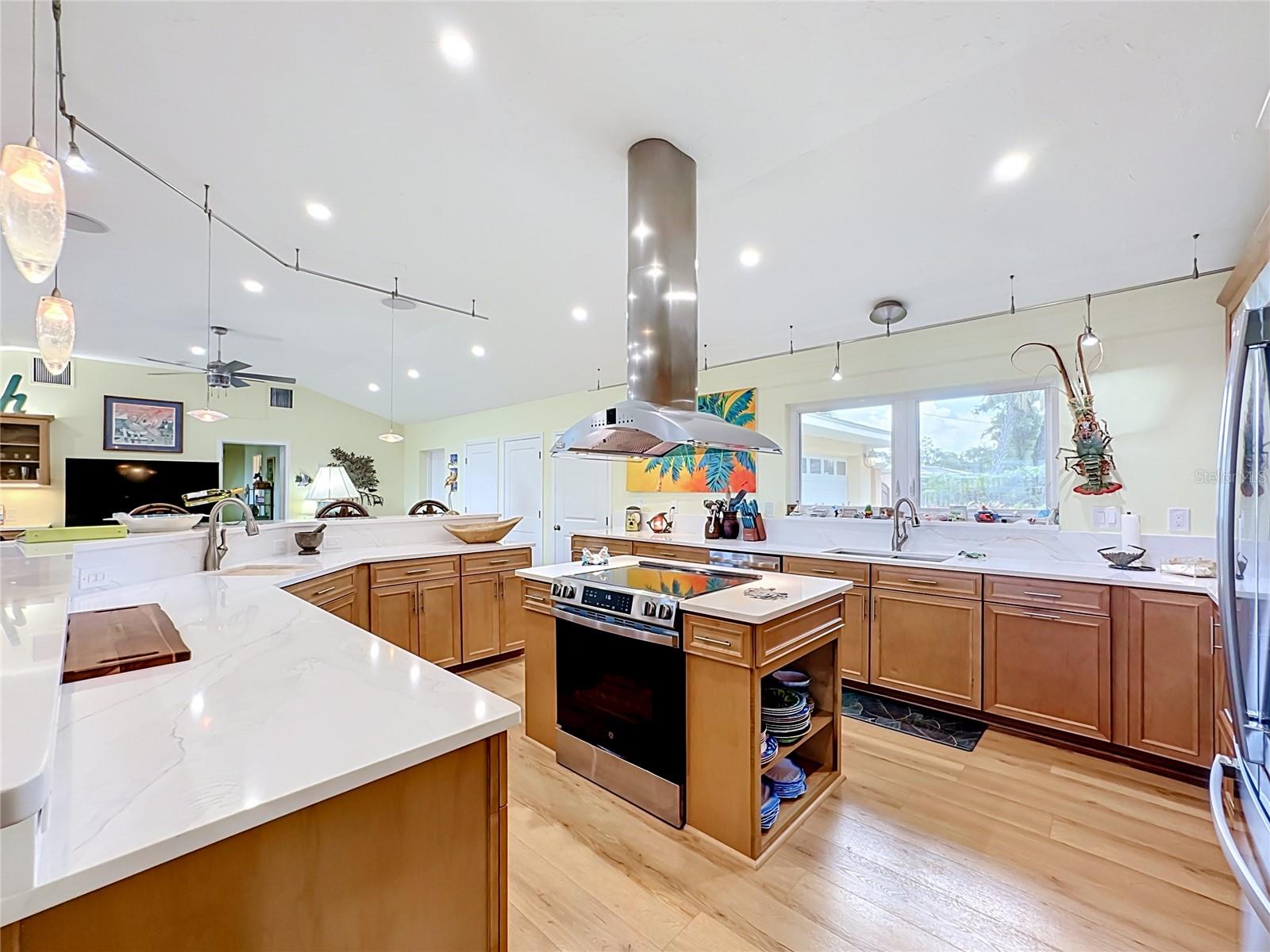 2212 6TH ST W — photo 11