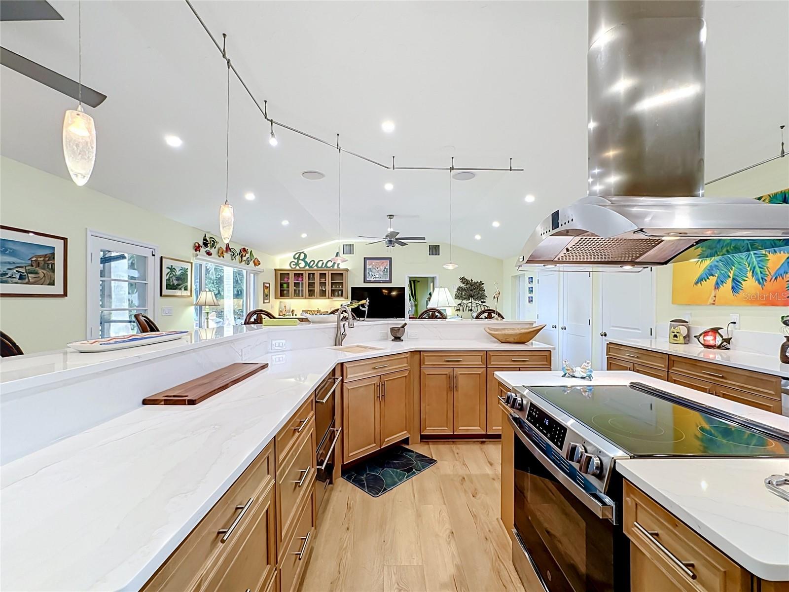 2212 6TH ST W — photo 12