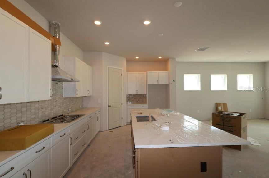 6815 HERON MEADOW DR — photo 9