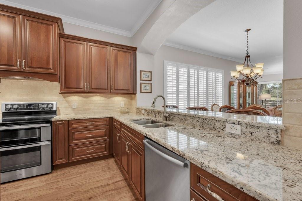 5116 FAIRWAY ONE DR — photo 11