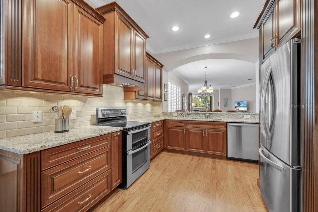 5116 FAIRWAY ONE DR — photo 12